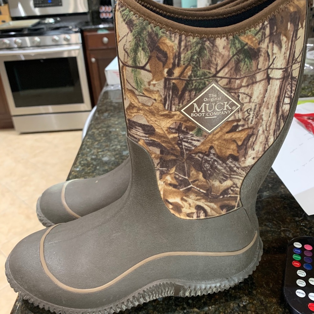 Kids muck boots
